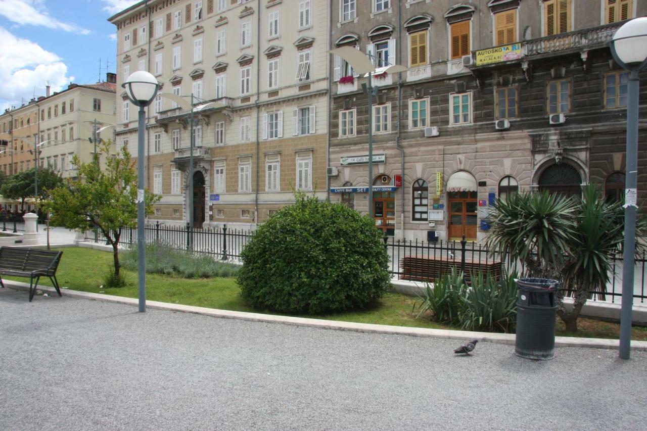 Apartment In City Center Rijeka Ngoại thất bức ảnh